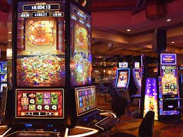 Berbagai pilihan meja Live Casino di 2falive termasuk Baccarat, Roulette, dan Blackjack untuk pengguna Indonesia